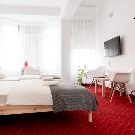 Bao Apartament & Rooms Oradea Exterior photo