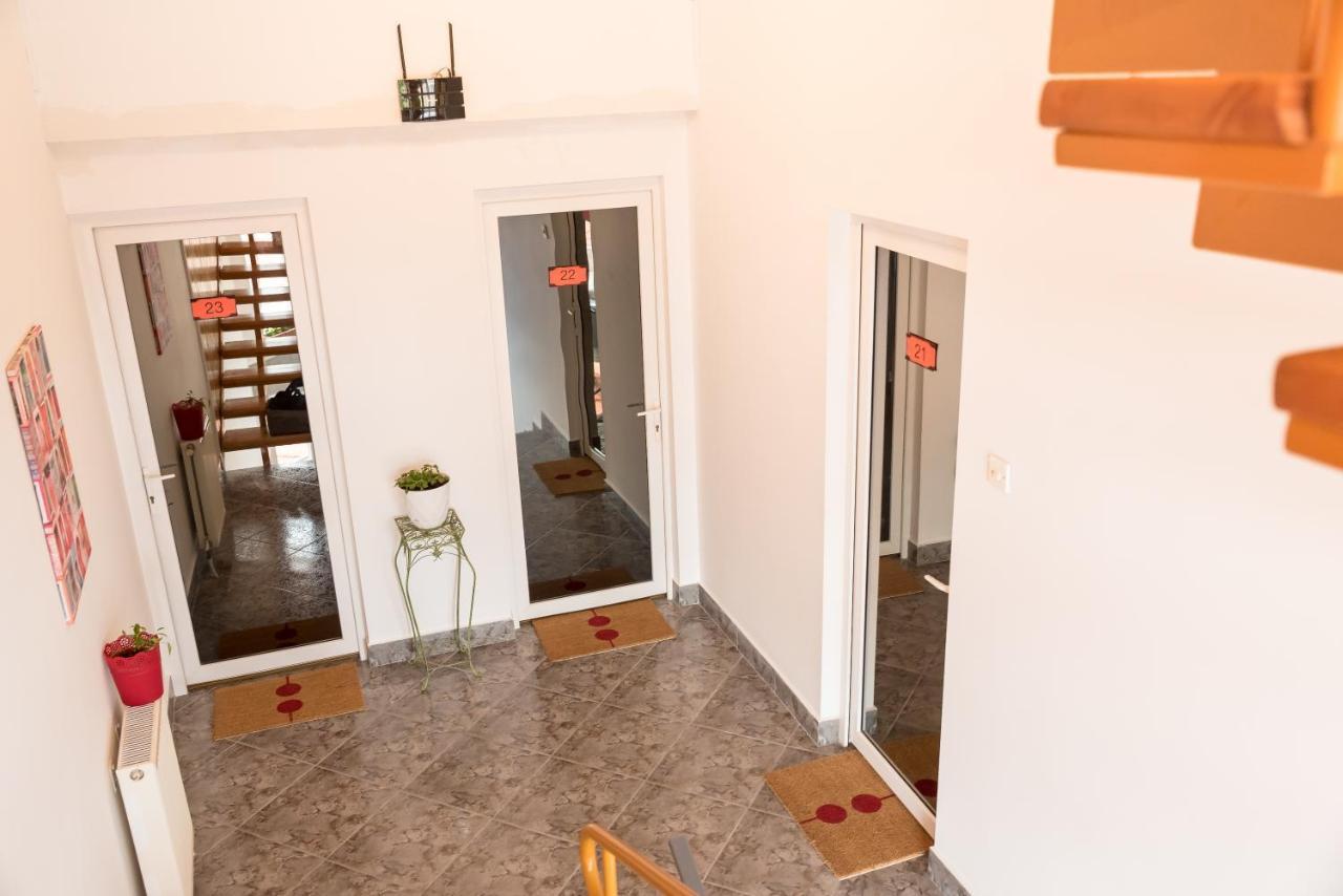 Bao Apartament & Rooms Oradea Exterior photo